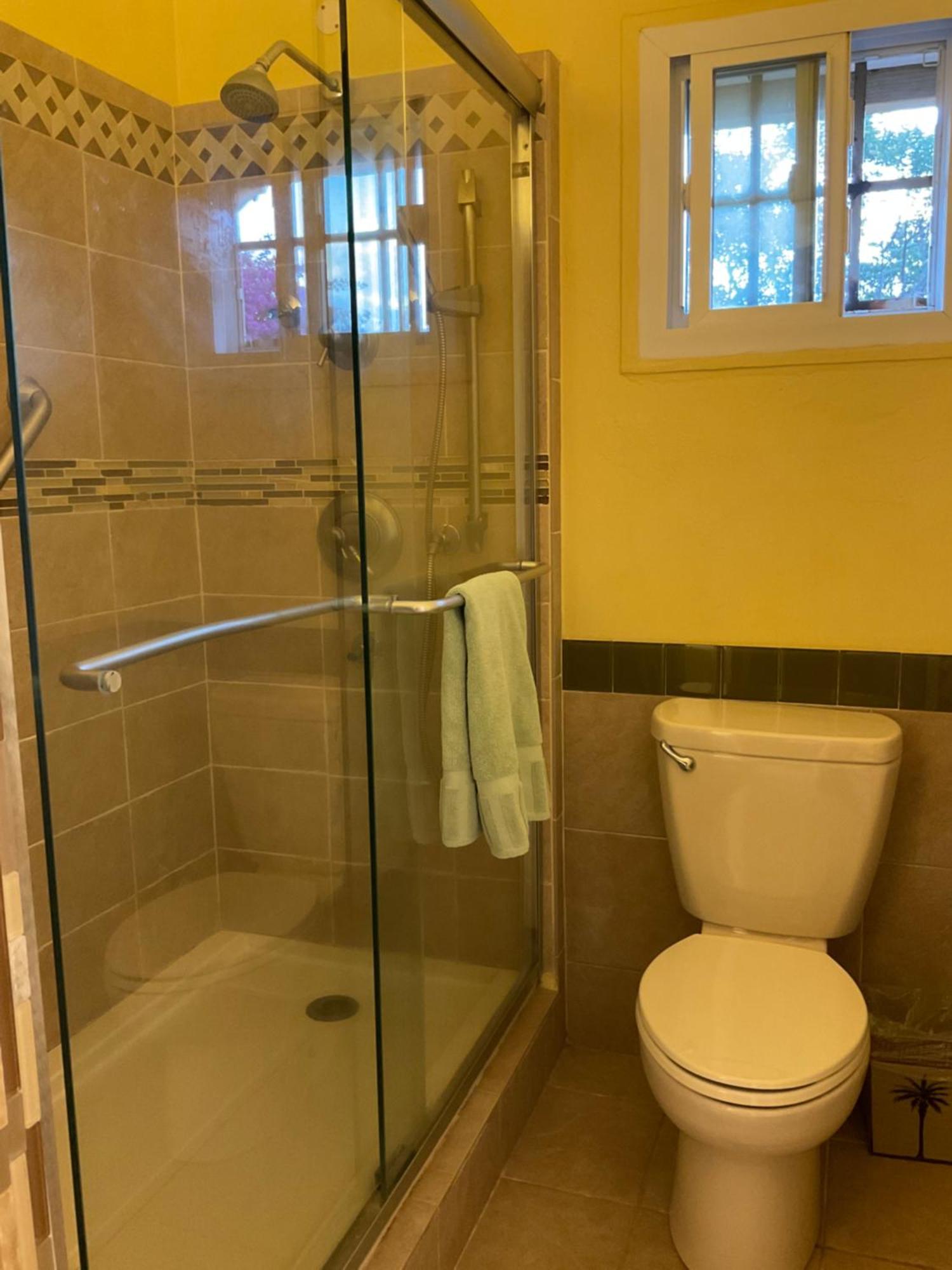 Taste Of Freedom Hotel Brighton Village Екстериор снимка